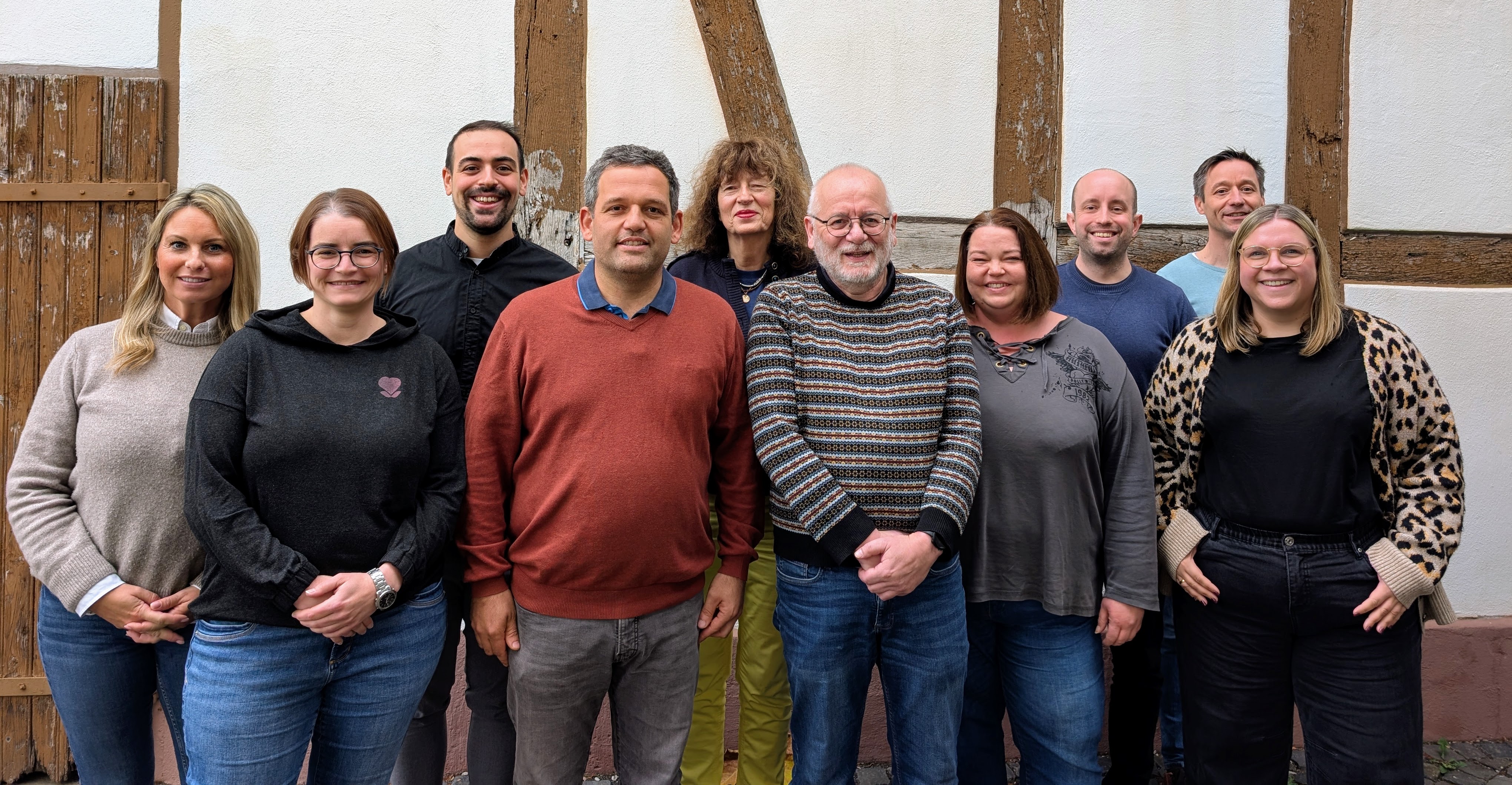 Teilnehmer des ersten Treffens fr die Kommunalwahl